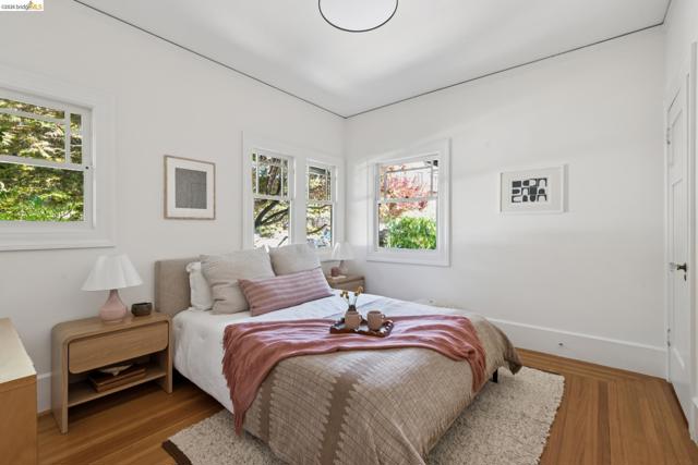 Image 33 of 60 For 938 San Benito Rd