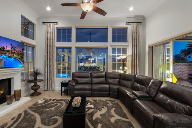 Image 18 of 67 For 80481 Platinum Way