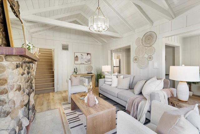 2866 Chesterfield Drive, Santa Cruz CA: https://media.crmls.org/mediaz/9dc8170c-7444-4ff9-9d96-406a0254a4a2.jpg