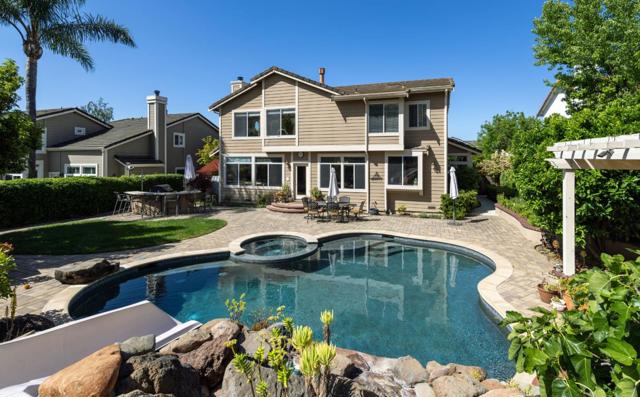 2773 Mira Bella Circle, Morgan Hill CA: https://media.crmls.org/mediaz/9dcdcd9d-10b5-4b2b-88f3-6fcf90abbb3e.jpg