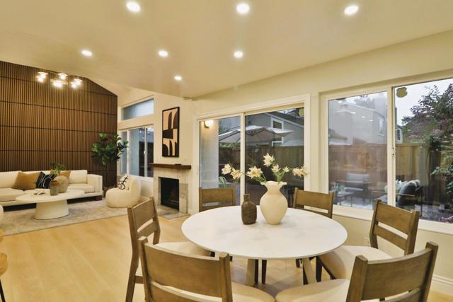 284 Rosewood Court, Hayward CA: https://media.crmls.org/mediaz/9dcdfe05-f9f2-481a-99a7-6179993d1e50.jpg