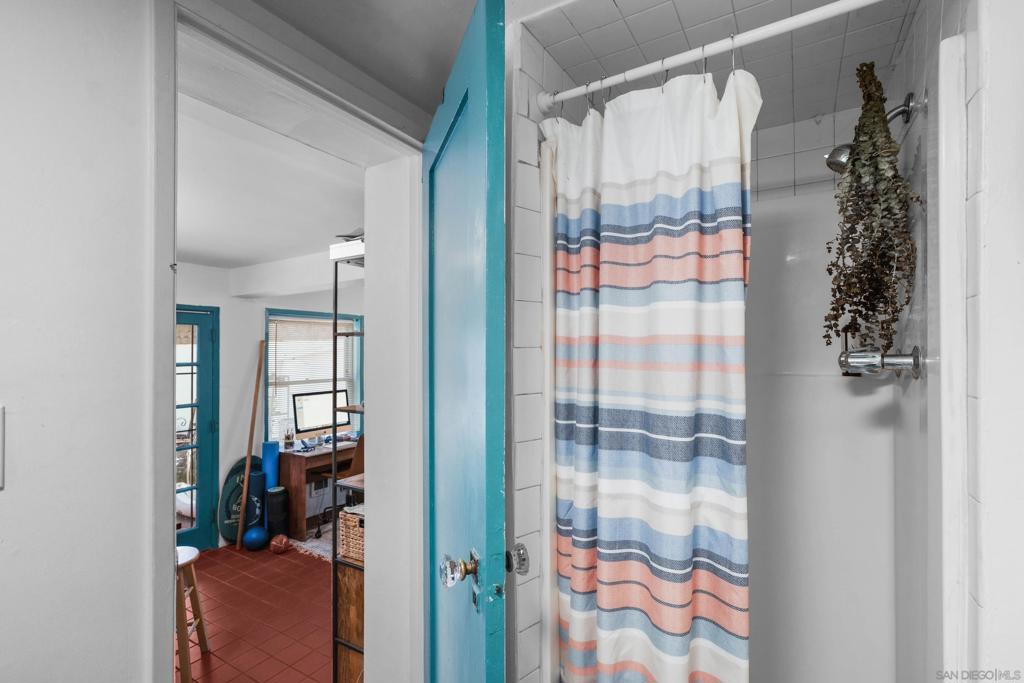 MLS #250039279SD image #44