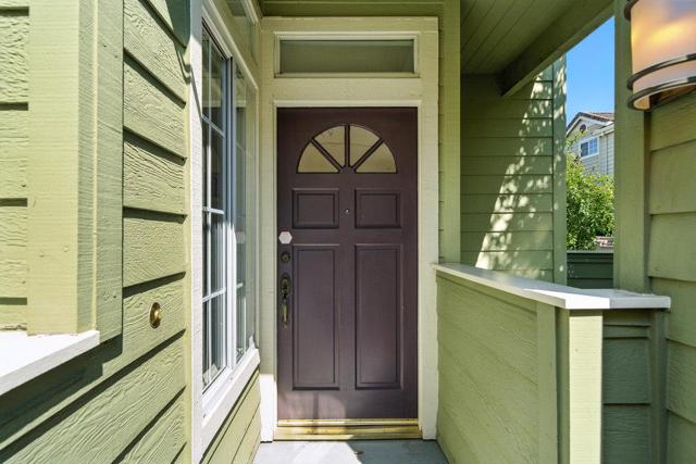 1151 La Rochelle Terrace, Sunnyvale CA: https://media.crmls.org/mediaz/9dced7b7-286e-4980-8d62-76af5e2437e5.jpg