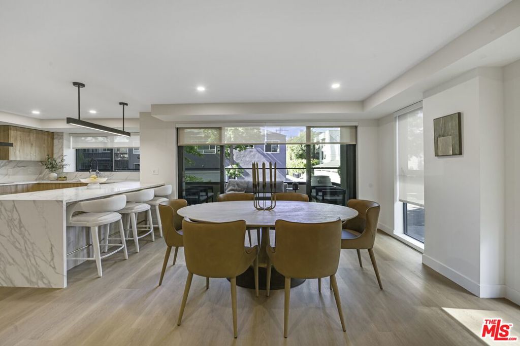 333 N Palm Drive #202