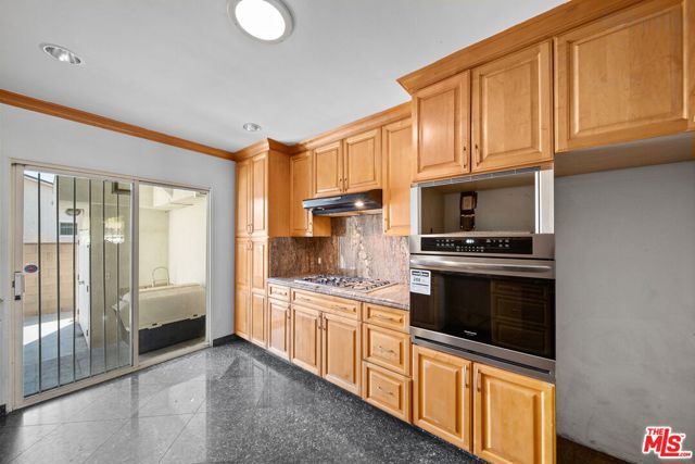 8058 Fulton Avenue photo 14