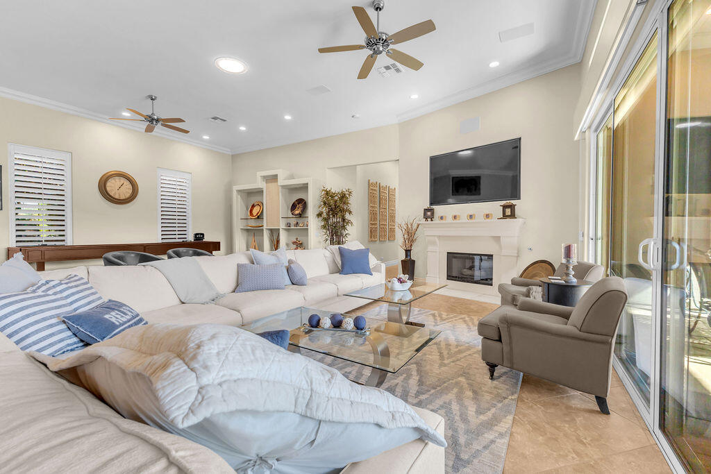 MLS #219138315DA image #4