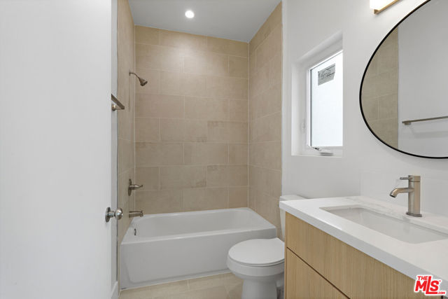 10957 Calvert, North Hollywood CA: https://media.crmls.org/mediaz/9dd1f786-fec1-4e1e-84bd-84ba7b4b5b89.jpg