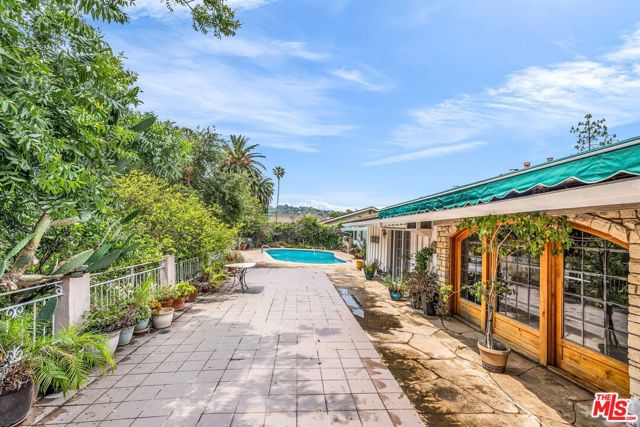 Drew Fenton | 16560 Park Lane Circle Los Angeles CA | MLS: 7286867