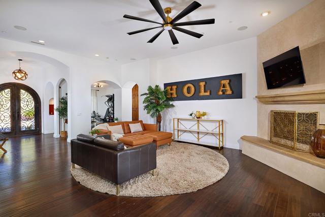 2869 Dos Lomas Place, Fallbrook CA: https://media.crmls.org/mediaz/9dd3746d-5caf-4f3a-aadd-31392d34a653.jpg