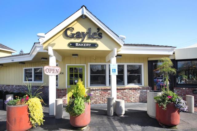 3625 N Main Street, Soquel CA: https://media.crmls.org/mediaz/9dd377df-8fb7-42a1-aa52-2d729cc64342.jpg