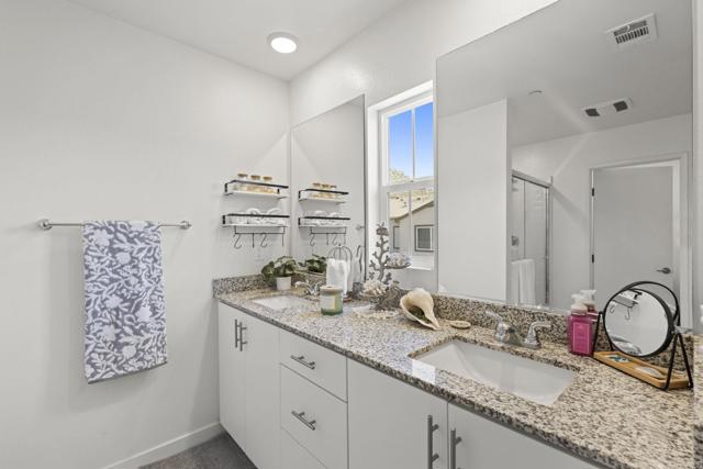 Detail Gallery Image 15 of 30 For 35180 Grove Trl, Fallbrook,  CA 92028 - 3 Beds | 2/1 Baths