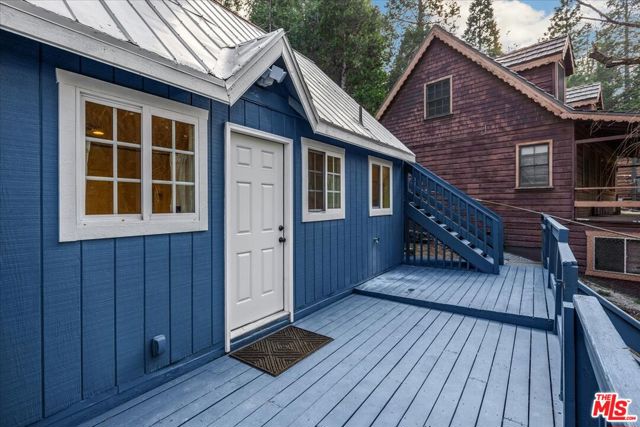 23899 Pioneer Camp Road, Crestline CA: https://media.crmls.org/mediaz/9dd47c72-2606-4248-89c1-b45e6ab30230.jpg
