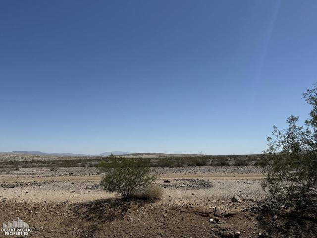 0 29 Palms Hwy, 29 Palms CA: https://media.crmls.org/mediaz/9dd48d8c-96aa-401c-99a4-63de9afbfb94.jpg