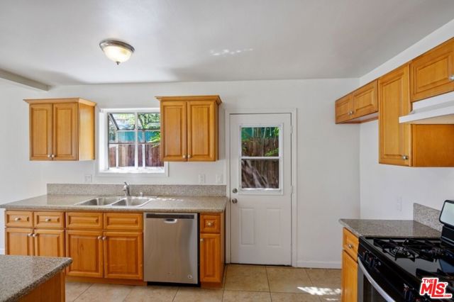 6607 NESTLE Avenue photo 7