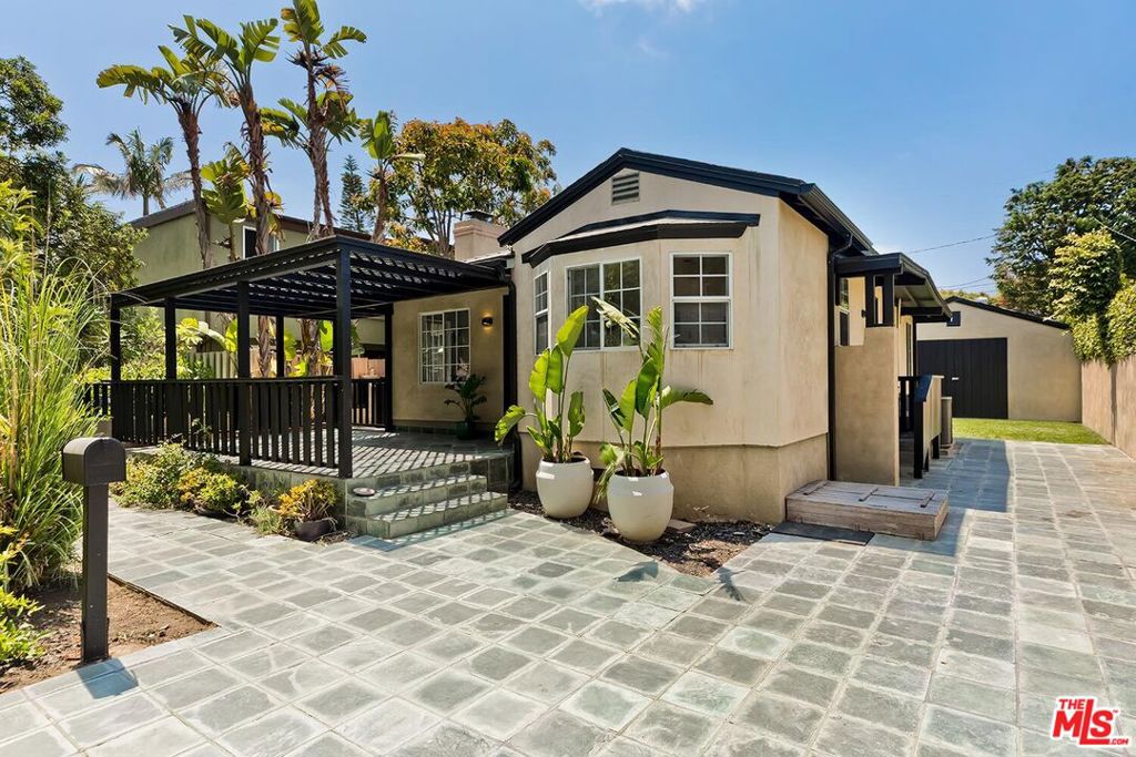 1509 Pearl Street