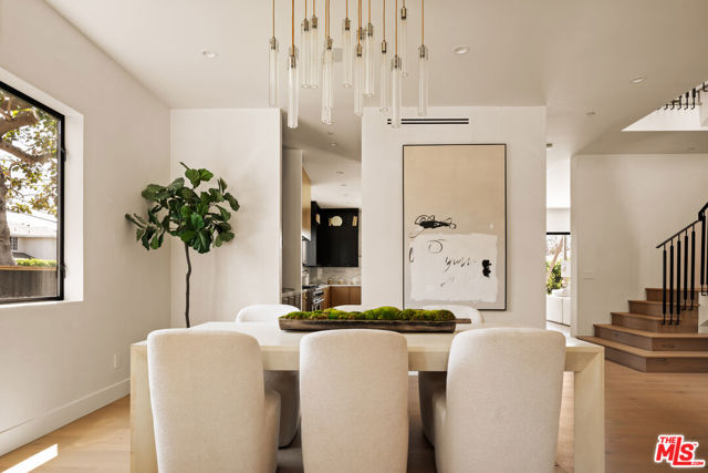 7543 Denrock Avenue, Los Angeles CA: https://media.crmls.org/mediaz/9dd7a43d-b531-46ed-8f74-e5f867efb8fe.jpg