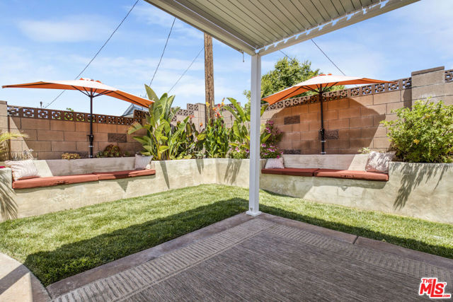 2735 Beth Place, Simi Valley CA: https://media.crmls.org/mediaz/9dd7b376-e769-4738-a47d-e5978494da62.jpg
