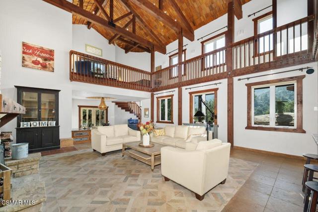 1203 Casa Grande Drive, Simi Valley CA: https://media.crmls.org/mediaz/9dd7bf77-dbaf-42e7-bea5-ecb7c9c3ce9b.jpg