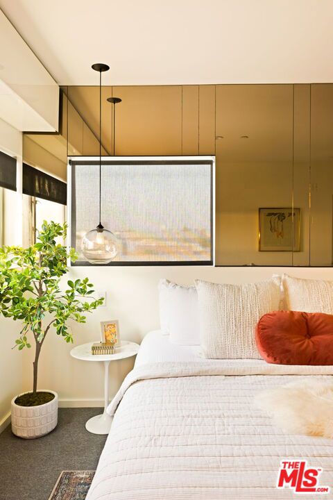 803 Wilcox Avenue, Los Angeles CA: https://media.crmls.org/mediaz/9dd89cdf-604c-48ee-bb58-ca4b33ff6efb.jpg