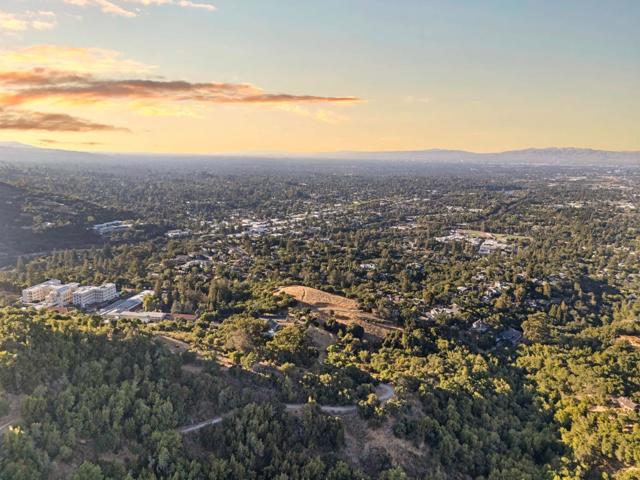 157 Central Avenue, Los Gatos CA: https://media.crmls.org/mediaz/9dd93fc5-9118-4709-86b4-bb2d6430fee7.jpg