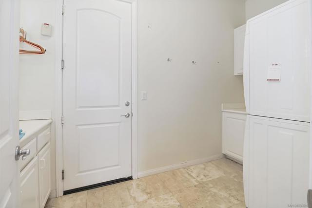 2387 Country Heights Rd., Escondido CA: https://media.crmls.org/mediaz/9dd983b4-27c3-46fc-a5f5-4f0749e79ccc.jpg