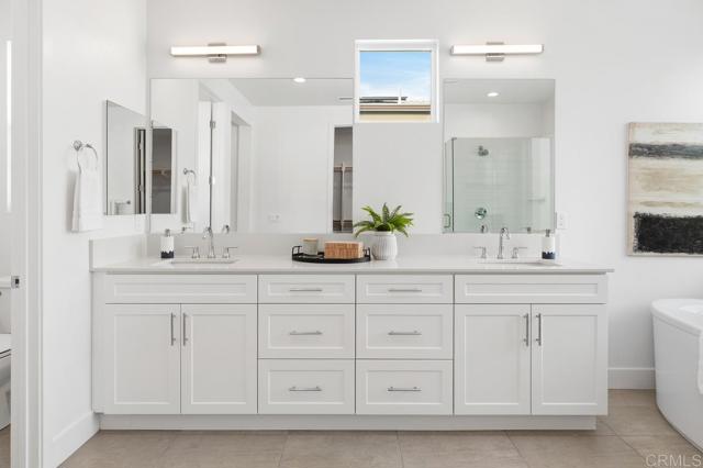 Detail Gallery Image 29 of 73 For 10635 Melogold Way, San Diego,  CA 92126 - 4 Beds | 3/1 Baths