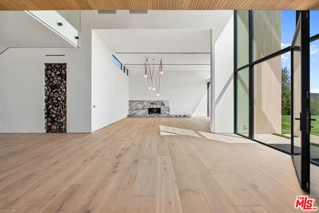 Drew Fenton | 2501 Banyan Drive Los Angeles CA | MLS: 7450499 Drew Fenton | 2501 Banyan Drive Los Angeles CA | MLS: 7450499