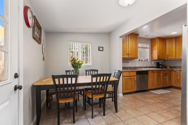 928 930 Osborne Street, Vista CA: https://media.crmls.org/mediaz/9ddbc995-25b4-484f-b493-d8c44f1d2cc5.jpg