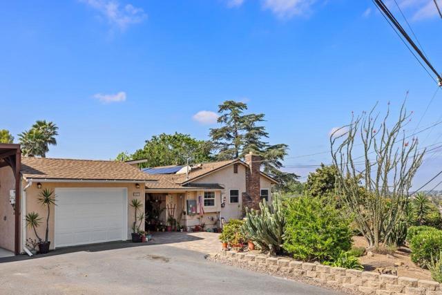 10171 Ramona Drive, Spring Valley CA: https://media.crmls.org/mediaz/9ddc345b-a323-4966-83cd-66dec977cce3.jpg