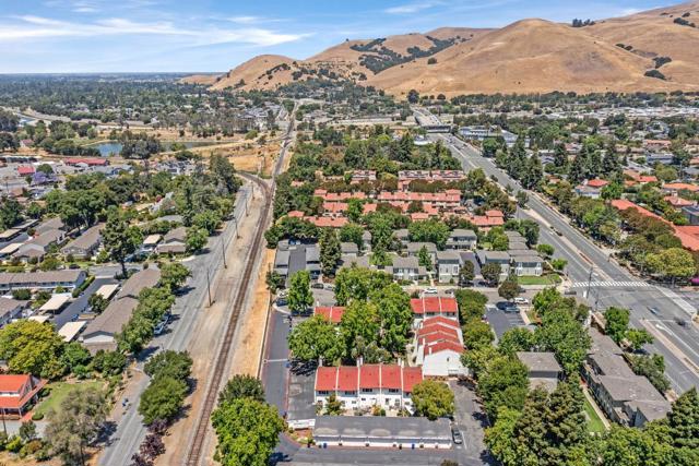 38652 Aurora Terrace, Fremont CA: https://media.crmls.org/mediaz/9ddc8640-cb56-4be6-90be-551539b1b92f.jpg