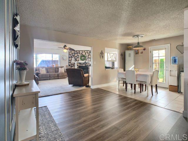 Detail Gallery Image 4 of 6 For 1634 Doncarol Ave, El Cajon,  CA 92019 - 3 Beds | 2 Baths