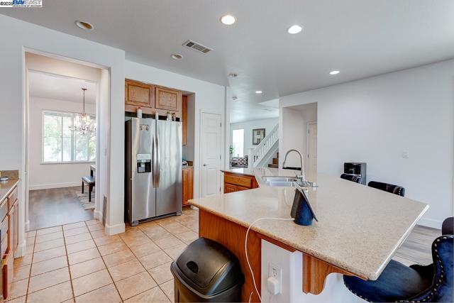 53 Puffin Cir, Oakley CA: https://media.crmls.org/mediaz/9ddd3a45-7c3a-4ec2-9487-6f001a7d3d4e.jpg