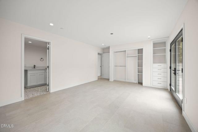1194 Kingston Lane, Ventura CA: https://media.crmls.org/mediaz/9ddd9f59-e54d-4840-9591-e7c899b01b88.jpg