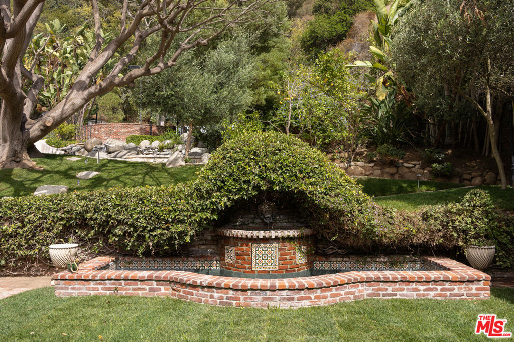 MLS #26873947 image #35