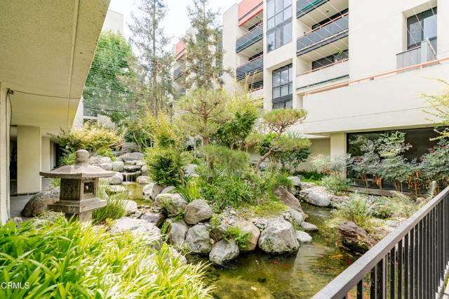 Detail Gallery Image 12 of 15 For 222 S Central Ave #101,  Los Angeles,  CA 90012 - 2 Beds | 2 Baths