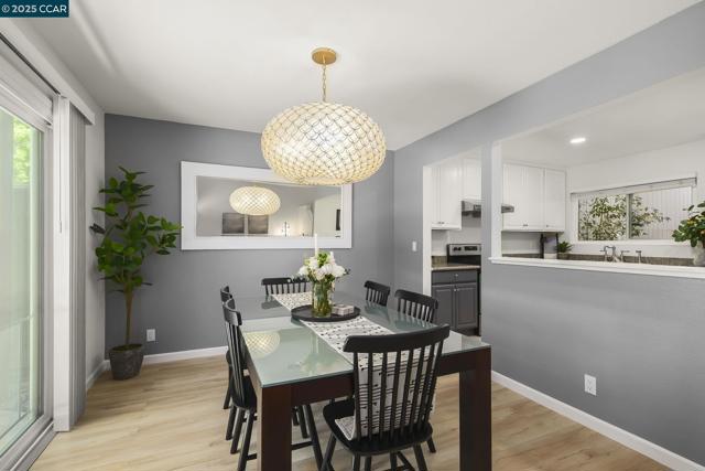 2510 Tea Tree Ct, Martinez CA: https://media.crmls.org/mediaz/9de0e471-e901-4747-8903-d18874e38c6b.jpg