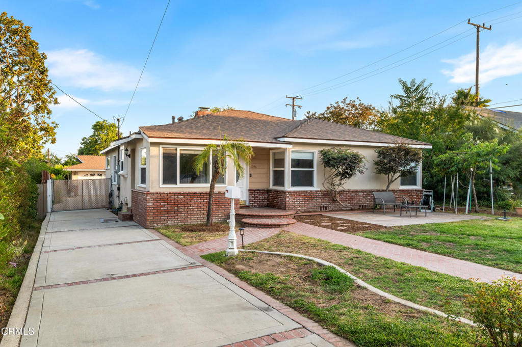 1908 Oakwood Street