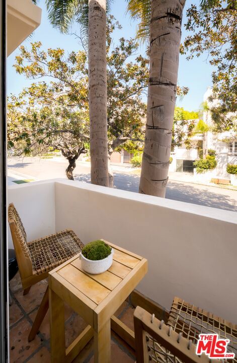 1663 Malcolm Avenue, 102 photo 7