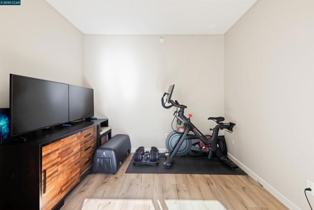 2420 Pleasant Hill Rd, Pleasant Hill CA: https://media.crmls.org/mediaz/9de513a1-9d92-4ae1-853f-c5444733e6be.jpg