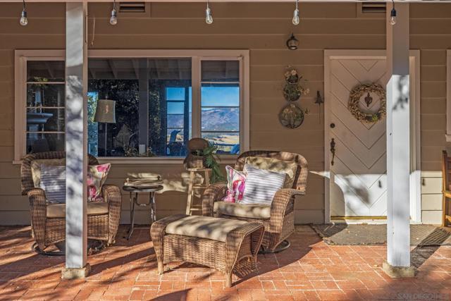 3306 Oak Grove, Julian CA: https://media.crmls.org/mediaz/9de5233b-829f-447f-b851-d1133cd645a5.jpg