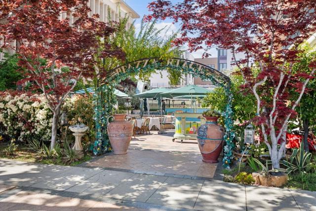 200 Sheridan Avenue, Palo Alto CA: https://media.crmls.org/mediaz/9de54556-1771-42e9-921e-b19da8cdaf97.jpg