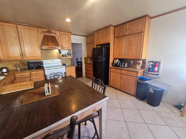 Image 7 of 18 For 6805 Rolando Knolls  B