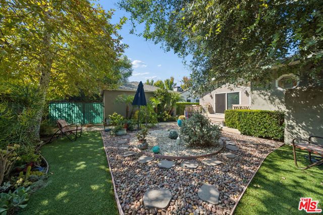 4942 Stern Avenue photo 38