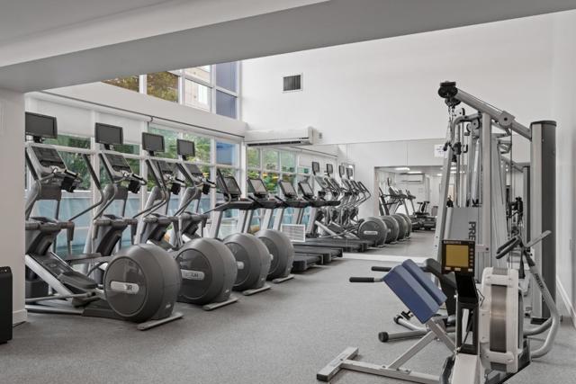 300 Berry Street, San Francisco CA: https://media.crmls.org/mediaz/9de6cc8a-a35e-4ec5-ba75-a0a759443cd9.jpg