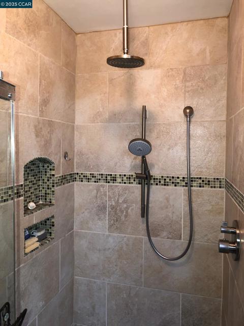 1502 Hillcrest Road, San Pablo CA: https://media.crmls.org/mediaz/9de77fa2-3c27-449d-bebe-03ce602a99a8.jpg