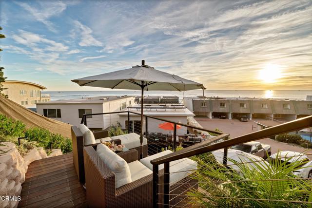 Detail Gallery Image 38 of 52 For 11770 Pacific Coast Hwy #U,  Malibu,  CA 90265 - 4 Beds | 4 Baths