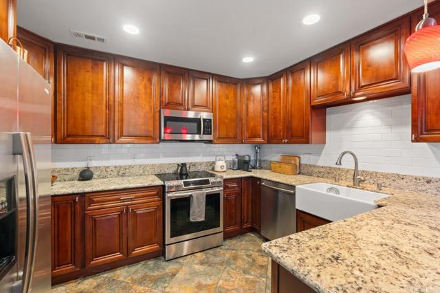 Image 23 of 75 For 6960 Caminito Curva