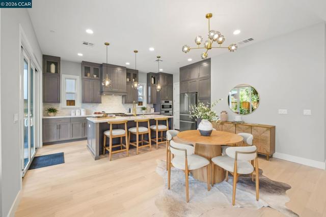 Image 9 of 38 For 257 Haleena Place