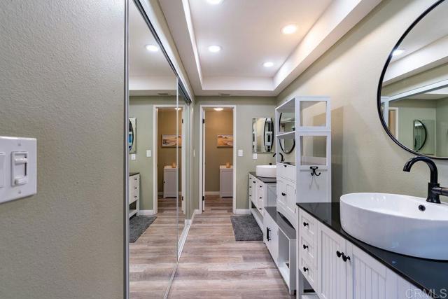 1302 El Corral Lane, San Marcos CA: https://media.crmls.org/mediaz/9de8cc90-46e6-4b8d-b32c-3a3156957051.jpg