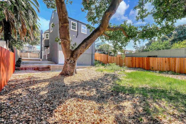 9431 Thermal St, Oakland, California 94605, 6 Bedrooms Bedrooms, ,3 BathroomsBathrooms,Single Family Residence,For Sale,Thermal St,41074543